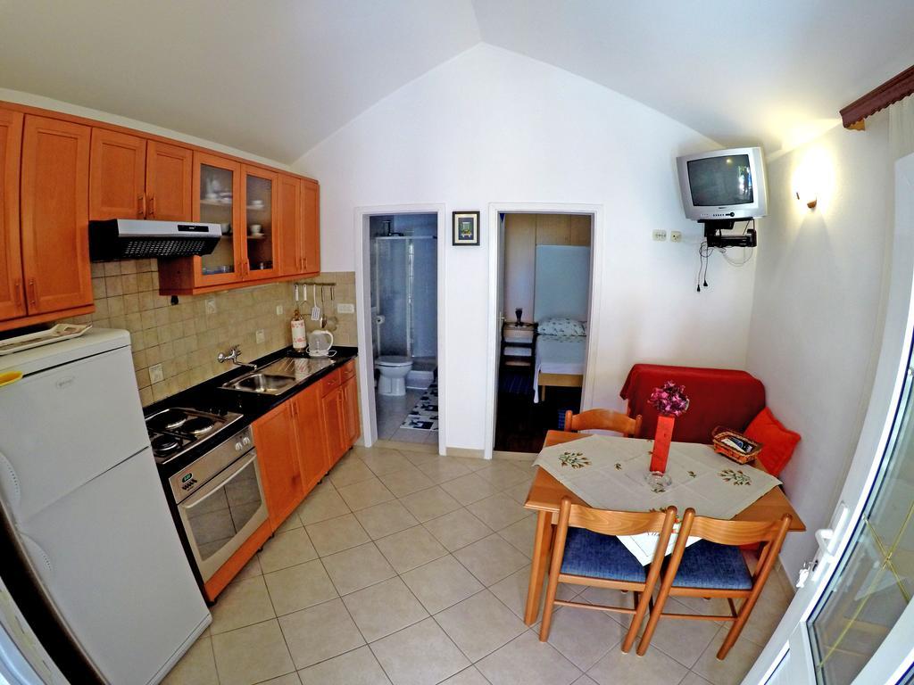 Apartments Ivic Bol Ngoại thất bức ảnh